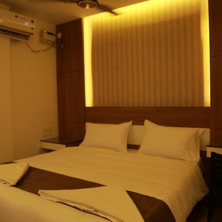The Galaxy Suites Kochi Dış mekan fotoğraf