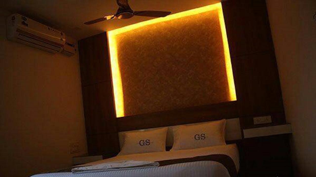 The Galaxy Suites Kochi Dış mekan fotoğraf