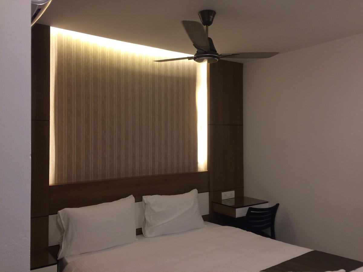 The Galaxy Suites Kochi Dış mekan fotoğraf